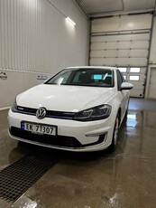 Volkswagen Golf E-GOLF EXCLUSIVE 136HK