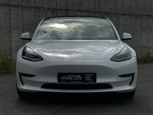 Tesla Model 3 Long Range AWD/ Skinn/ Krok/ Premium/ Varmpepumpe / ++