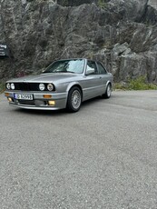 BMW 3-serie 325 M-tech 2