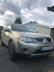 Mitsubishi Outlander OUTLANDER 2.0-140 D 4WD