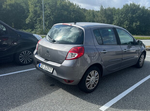 Renault Clio Diesel/ Manuell/ Ny regreim/