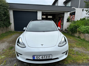 Tesla Model 3 Long Range AWD, 614km facelift, varmepumpe, HF