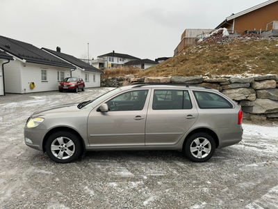 Skoda Octavia 2,0 TDI 140 hk 4X4 DSG Elegance