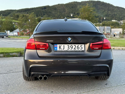 BMW 3-serie 330I XDRIVE 2.0-252