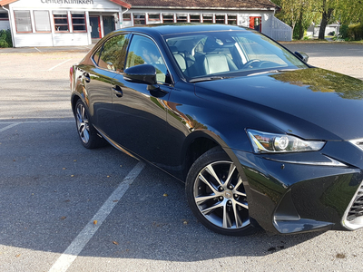 Lexus IS 300h Executive