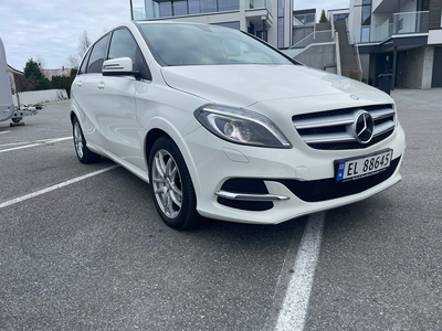 Mercedes-Benz B-Klasse B 250 Electric Drive / Skinn / 180 HK / Rygge Kamera