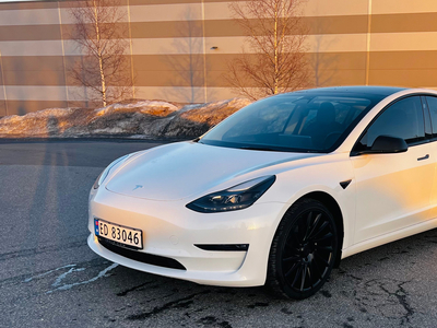 Tesla Model 3 Long Range AWD