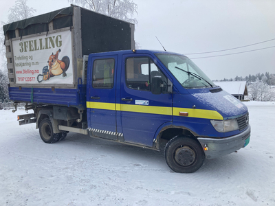 Mercedes-Benz Sprinter 412 D 2.9-122 D