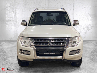 Mitsubishi Pajero 3.2-200hk 4x4 Automat H.feste- Kamera- DAB+