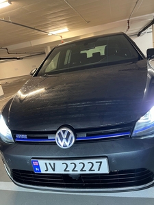 Volkswagen Golf GOLF GTE 1.4-150 (F1, WEBASTO, Hengerfeste)