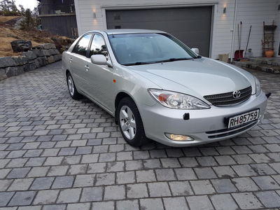 Toyota Camry CAMRY 2.4-152