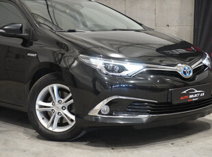 Toyota Auris Hybrid 136HK Auto/Panorama/JBL/R.KAM/Navi/Led/Keyess+