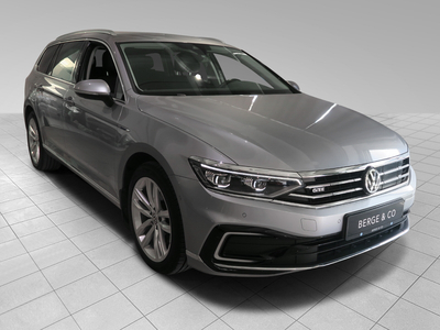 2020 Volkswagen Passat GTE fl gte intro *