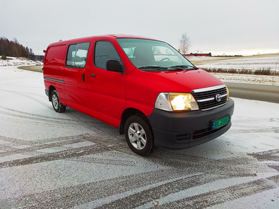 Toyota HiAce HIACE 2.5-117 D 4WD Doble bakdører og lang utgave