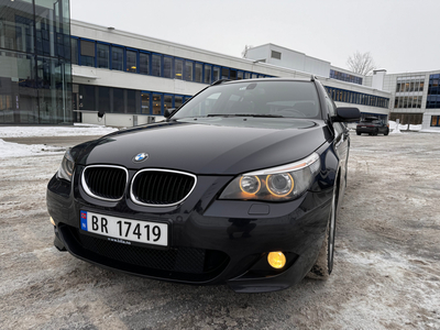 BMW 5-serie 525xiAT M-sport/LAV KM/4X4/Aut./Shadow-Line/skinn/HUD