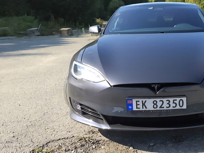 Tesla Model S 75D 4WD