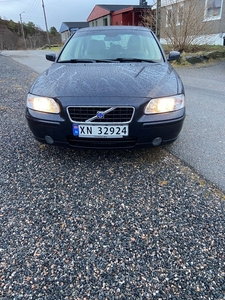 Volvo S60 S60 2.4-163 D R Design