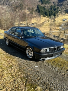 BMW 5-serie 535 I 3.4-211