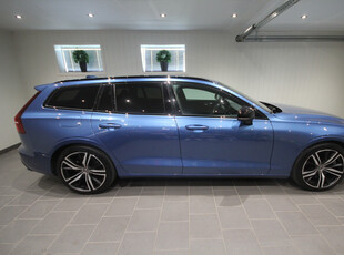 Volvo V60 T8 AWD 404HK R-DESIGN UTSTYRSBOMBE 7ÅR/150KM GARANTI ++