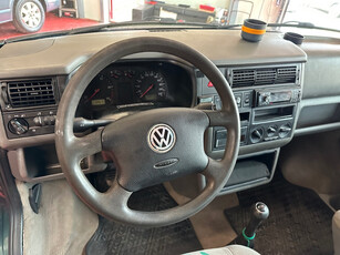 Volkswagen Multivan MULTIVAN 2.5-102 D