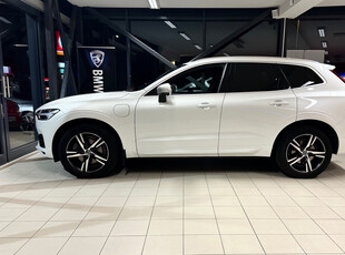 Volvo XC60 T8 Twin Engine R-Design / Soltak / HUD / 360 / Memory