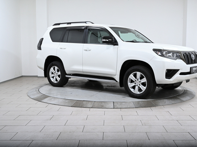 2021 Toyota Land Cruiser 2,8 D-4D GX aut - Navi, R.kam, Krok, JBL, Cruise