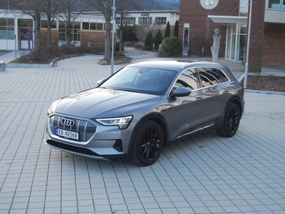 Audi e-tron 50 Advanced Business