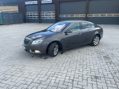 Opel Insignia INSIGNIA 2.0-131 D