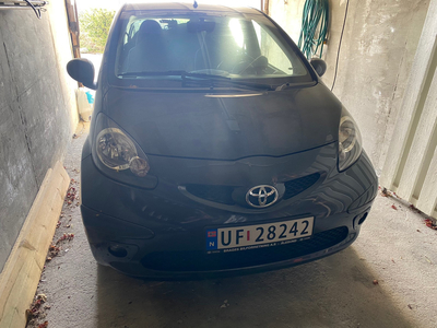 Toyota Aygo AYGO 1.0-68