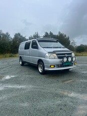 Toyota HiAce HIACE 2.5-117 D 4WD