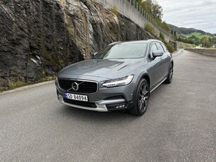 Volvo V90 Cross Country D5 235hk Pro AWD Kamera Krok Hud