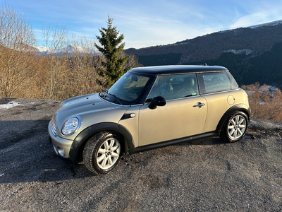 MINI Cooper 1.6-120