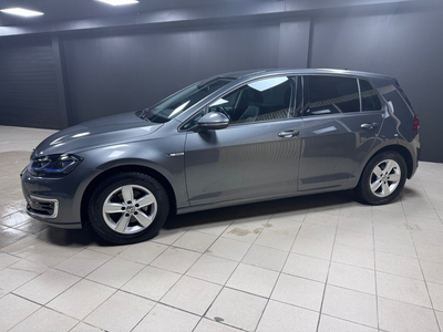 Volkswagen Golf E-Golf Exclusive