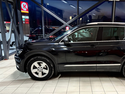 Volkswagen Tiguan 4Motion Highline / Active Info / Webasto / Krok / Pano