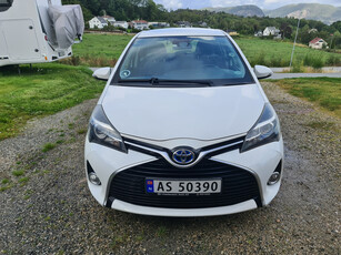 Toyota Yaris 1,5 Hybrid Active S e-CVT 2016 Automat/DAB/Ryggkamera