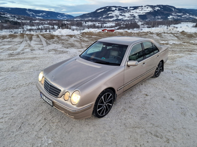 Mercedes-Benz E-Klasse E 320 CDI 3.2-197 D