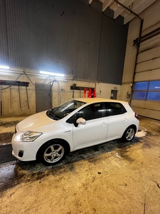 Toyota Auris AURIS 1.8-99