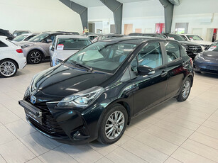 Toyota Yaris 1,5 HYBRID/ NAVI/ KEYLESSGO/NAVI / R.KAM /RELAX GARANTI