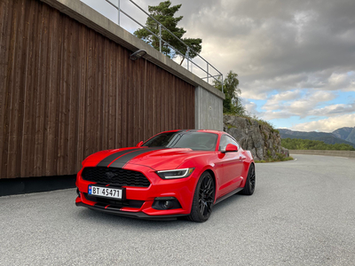 Ford Mustang 2.3-317 nylig EU godkjent/service