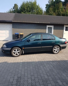 Toyota Avensis AVENSIS 1.8-129