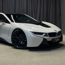 BMW i8 362HK/HARMAN KARDON/NAVI/HUD/LYSPAKKE/ACC++