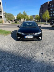 Honda Civic CIVIC 1.8-140