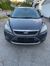 Ford Focus FOCUS 1.6-90 D