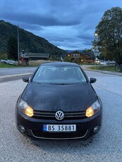 Volkswagen Golf GOLF 1.6-105 D HIGHLINE // NY REGISTER REIM