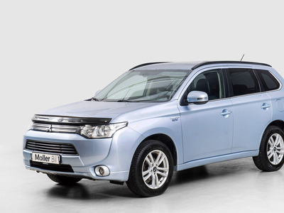 2014 Mitsubishi Outlander PHEV Instyle+