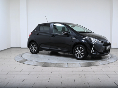 2019 Toyota Yaris 1,5 Hybrid Y20+ Bi-Tone e-CVT aut - Navi, R.kam, Keyless