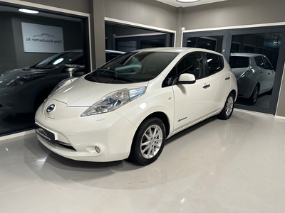 Nissan Leaf 30kWh/ Bose/ DAB/ Bluetooth/ R kamera/ Rattvarme+++