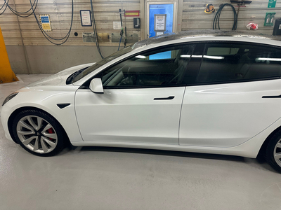 Tesla Model 3 Performance AWD