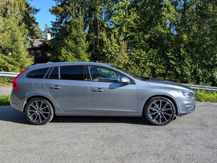 Volvo V60 V60 2.4-220 D AWD