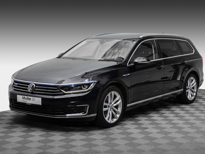 2018 Volkswagen Passat GTE Exclusive